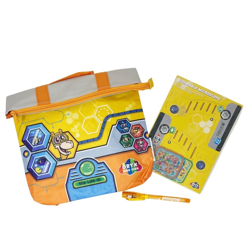 QATAR Airways Oryx Kids Club Long Haul Kit Ages 7-10 Bag Microscope UV Pen